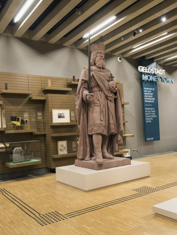 Weltstadt-Gelds-Karl der Große -® HMF Petra Welzel