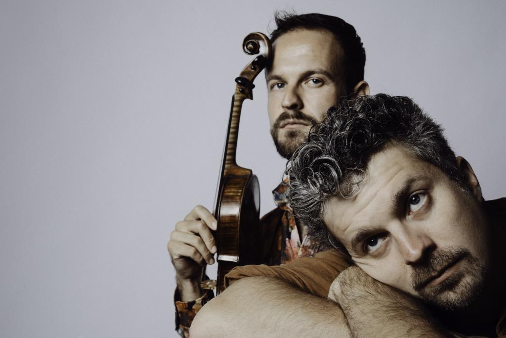 Duo Bottasso: Simone (Geige, Trompete) und Nicolò Bottasso