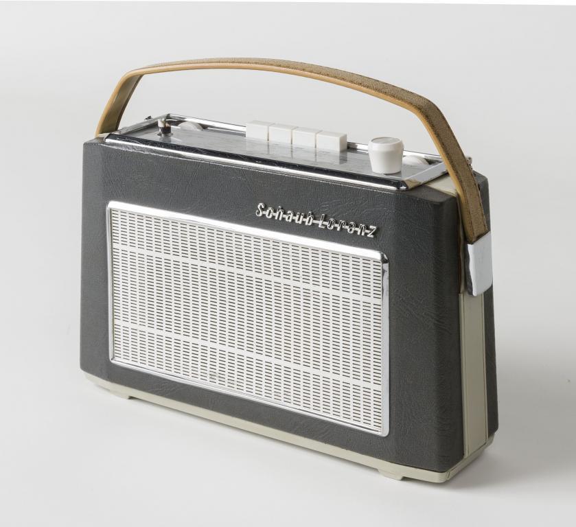 Schaub Lorenz Weekend T500L Radio von Guiseppe Bruno 1964-65 © HMF Horst Ziegenfusz Radio T500L der Marke Schaub Lorenz