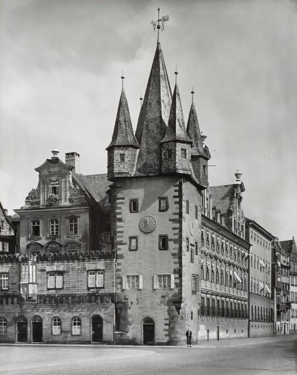 Rententurm von Südwesten © HMF Horst Ziegenfusz